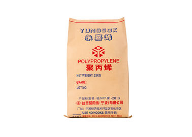 China PP Woven Laminated Kraft Paper Plastic Paper Bag For Food / Grain / Chemical Industry supplier